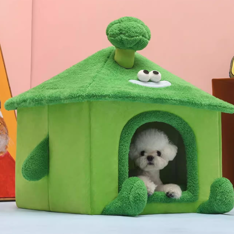 Enclosed Indoor Dog House with Broccoli Toy, Igloo Cave for Cats